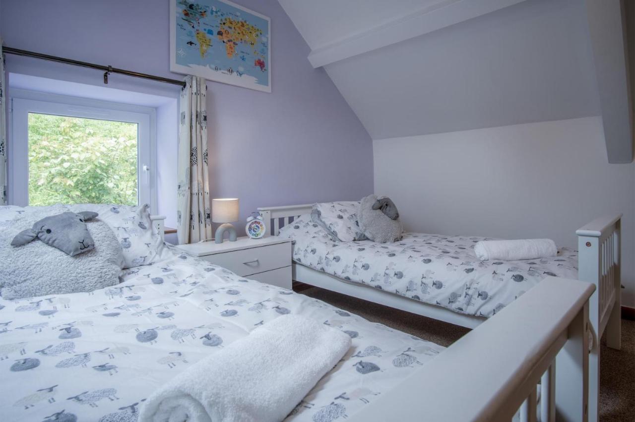 Tucking Mill - 3 Bedroom Holiday Home - Stepaside Stepaside  Exteriér fotografie